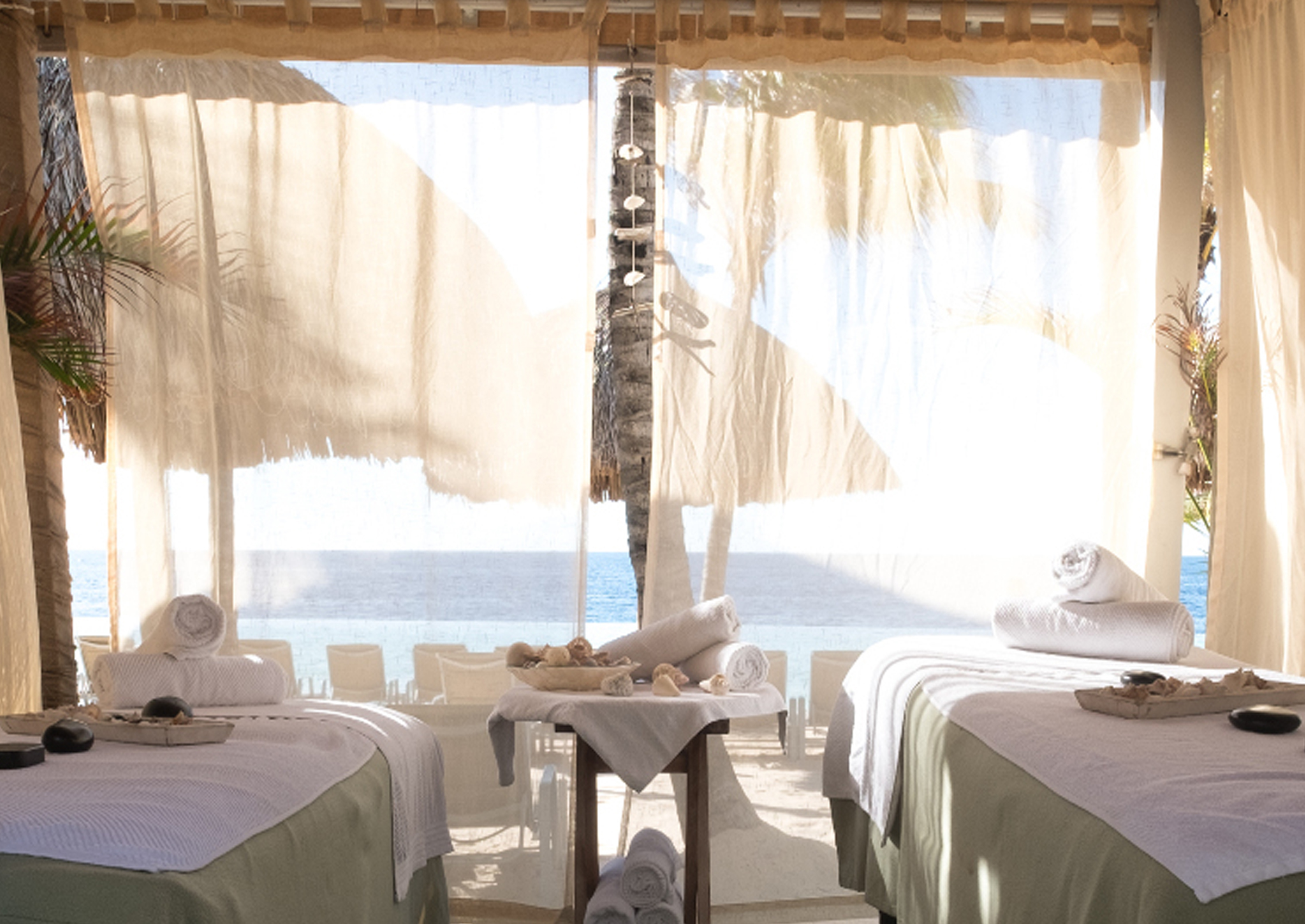 Renaissance Curacao Resort and Casino - Infinity-Beach-Spa-Lifestyle-sothys-paris